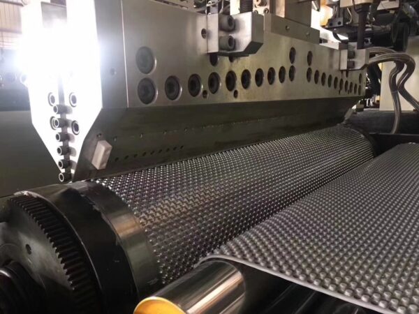 Honeycomb board produce machine